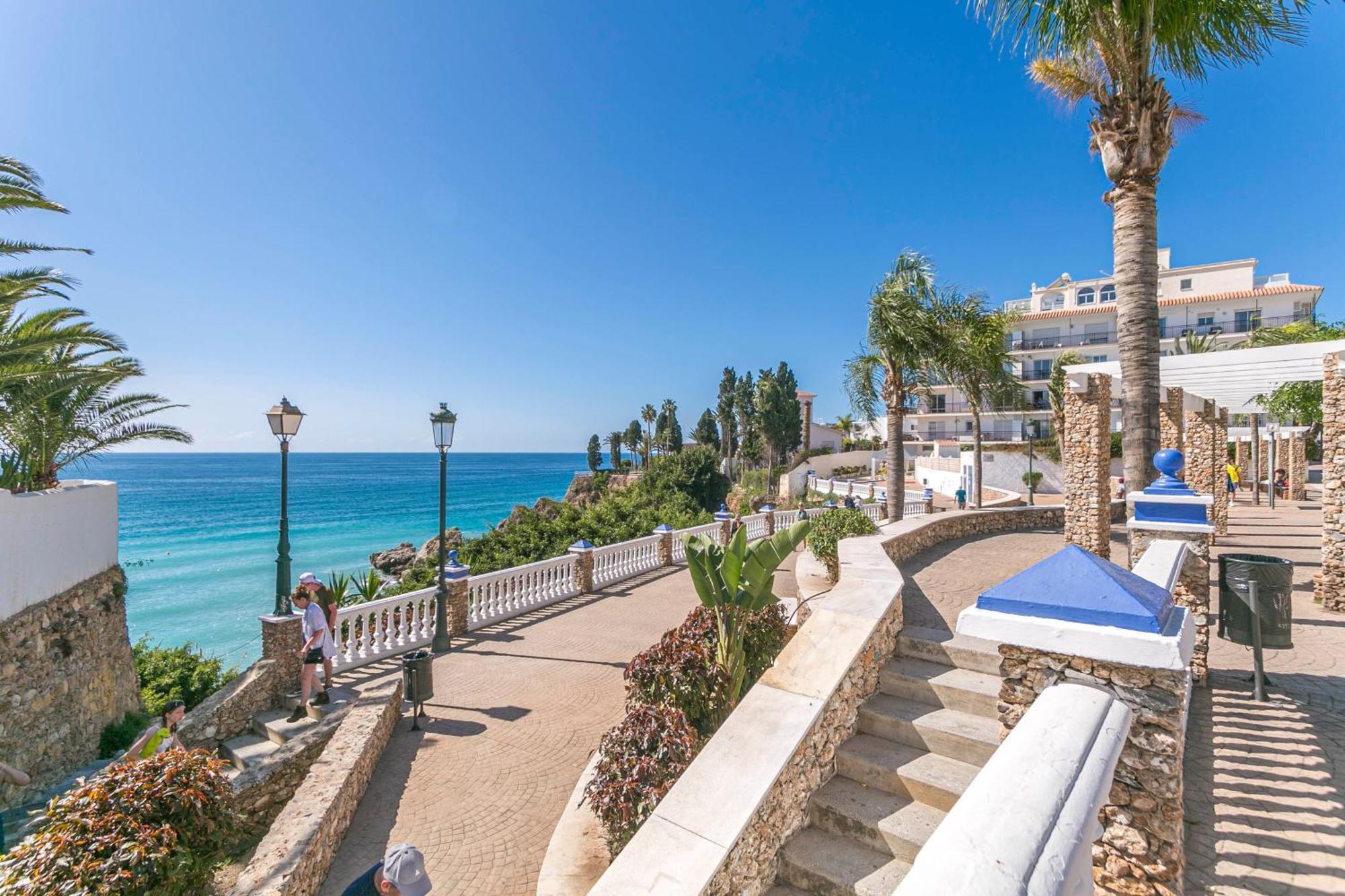 Canovas Nerja - Casa Adosada Con Piscina Los Huertos 6 Kültér fotó
